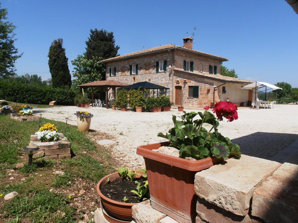 Agriturismo Rustichino Villa Giano dell'Umbria Ngoại thất bức ảnh