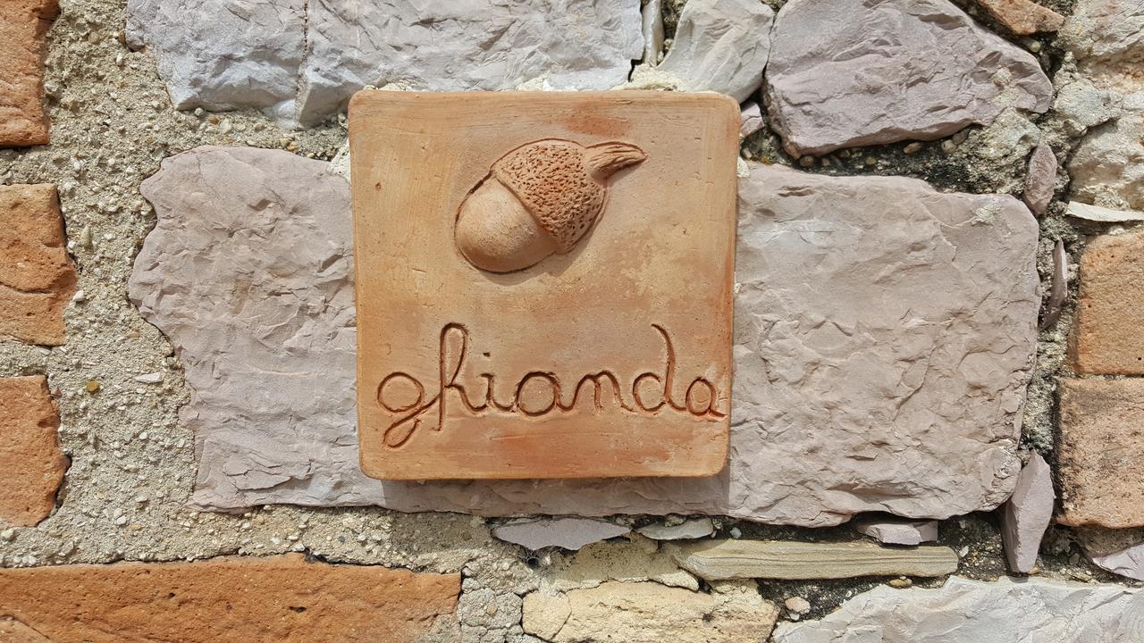 Agriturismo Rustichino Villa Giano dell'Umbria Ngoại thất bức ảnh